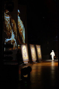glitter-painting-abou-dhabi-emirats-arabes-unis-live-raivard